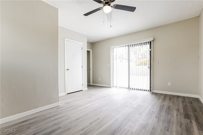 Building Photo - 4007 Allure Ln