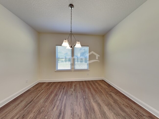 Building Photo - 319 Cortez Dr