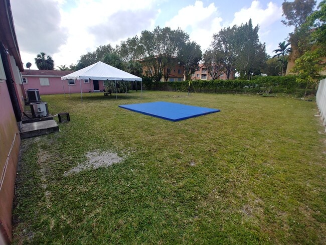 Foto del edificio - 2511 NW 175th Ter