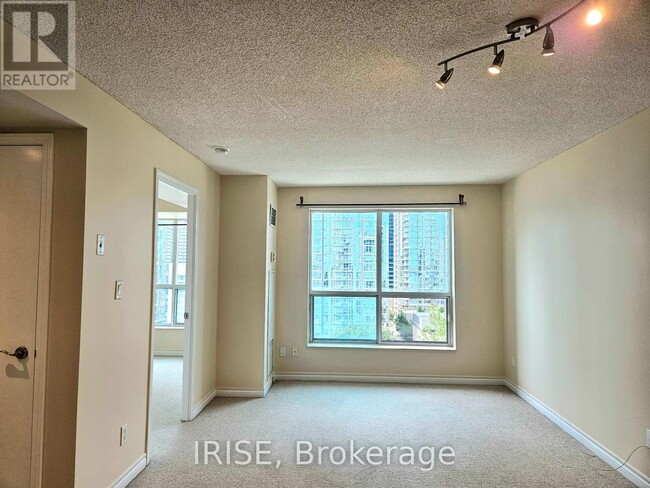 Building Photo - 410-1410 Queens Quay W