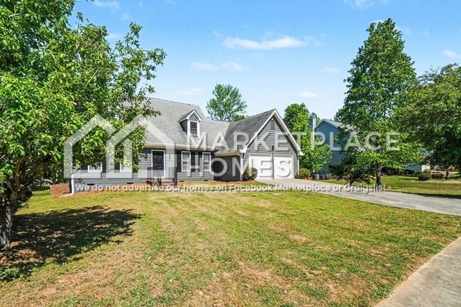 Photo - 190 Willow Glenn Dr House