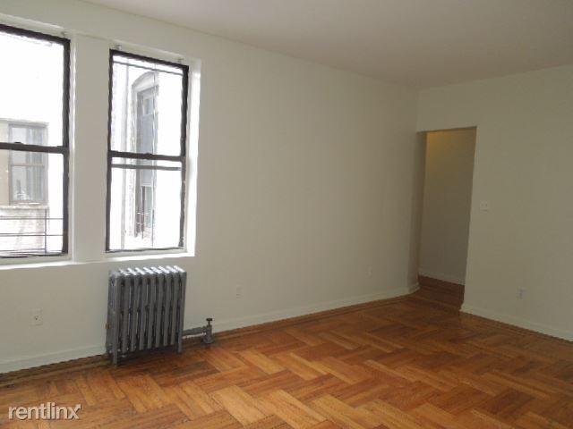 Foto del edificio - 1 br, 1 bath  - 4802 Snyder Ave Apt D4