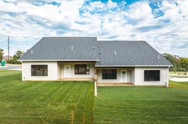 Building Photo - 10953 Quail Run