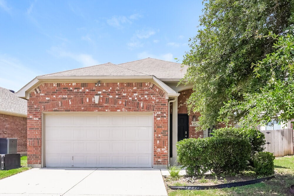 10941 Hawks Landing Rd, Haslet, TX 76052 House Rental in Haslet, TX