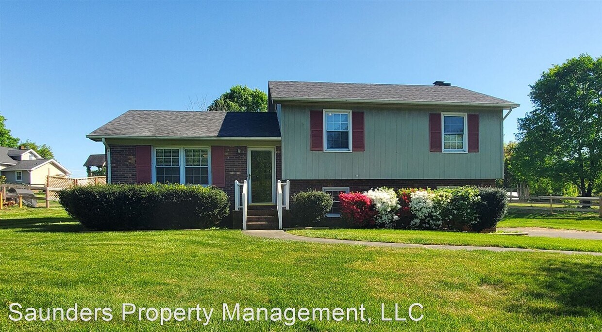 Primary Photo - 3 br, 2.5 bath House - 7008 Harperglen Rd