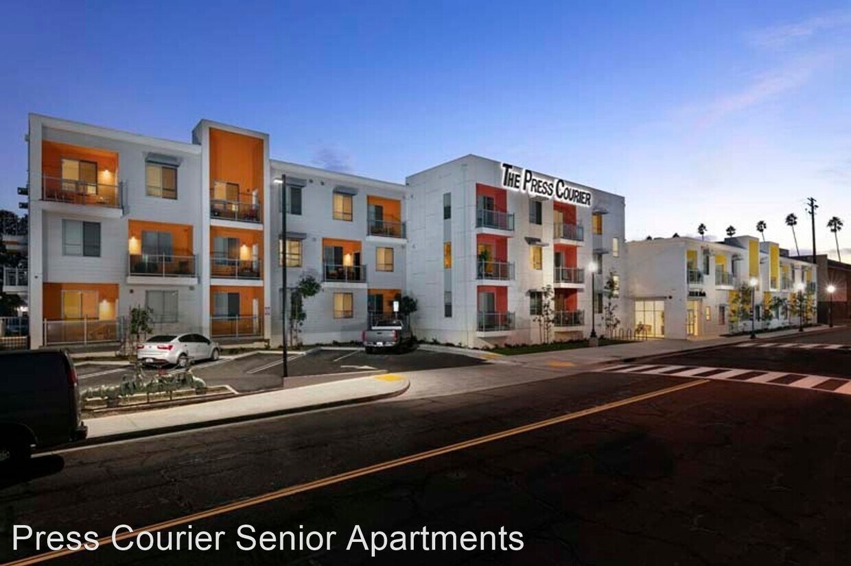 Foto principal - 300 W 9th St