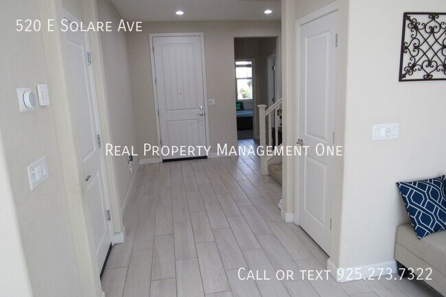 Foto del edificio - Gorgeous 4 Bed/3 Bath Mountain House Home ...