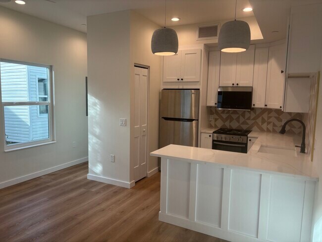 Foto del edificio - 828 28th Ave N