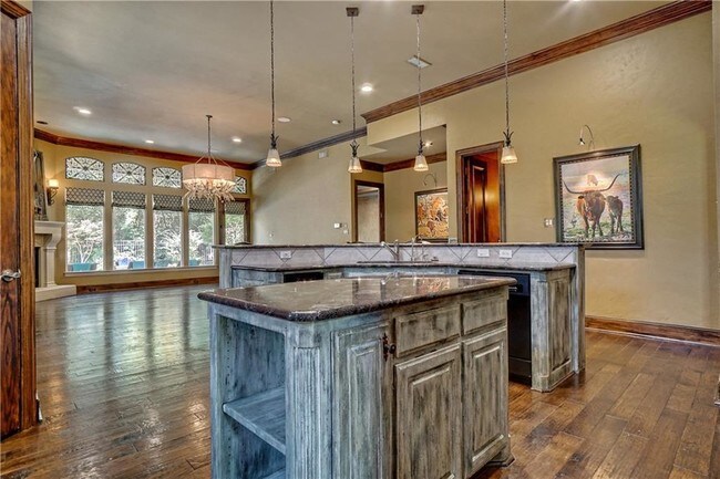 Building Photo - 602 Chandon Ct