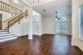 Foto principal - Beautiful 3-story home on Desoto area