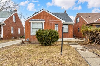 Building Photo - 11235 Portlance Ave