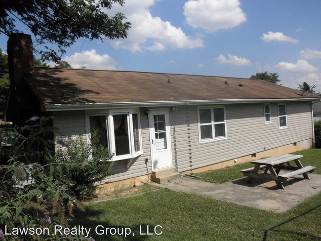 Building Photo - 3 br, 1 bath House - 605 Frey Street