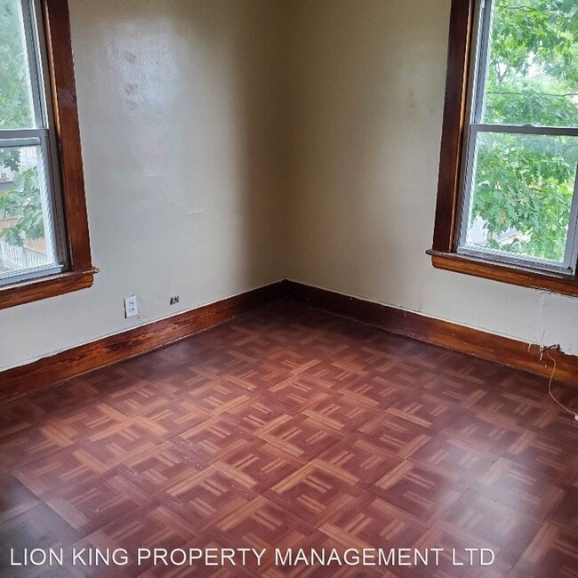 Building Photo - 3 br, 1 bath House - 2039 E. 31ST ST