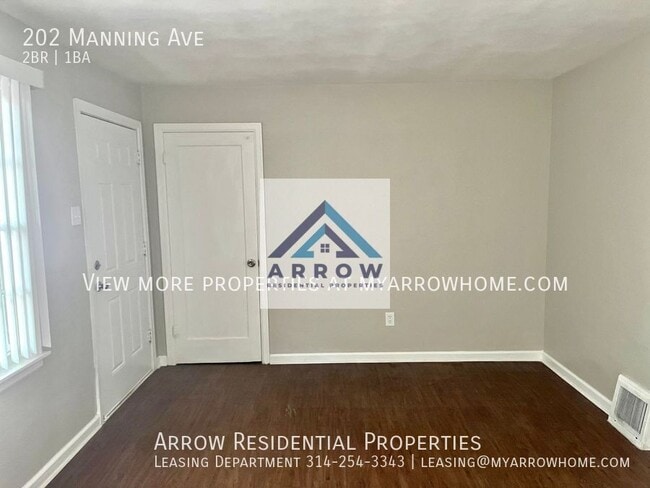 Building Photo - 202 Manning Ave