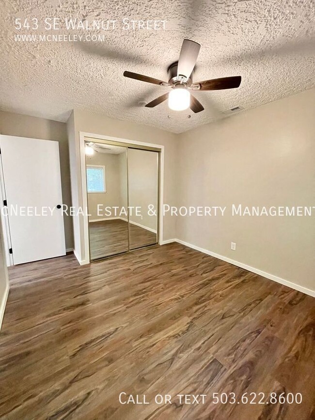 Foto del edificio - Remodeled 2 Bedroom in Downtown Hillsboro