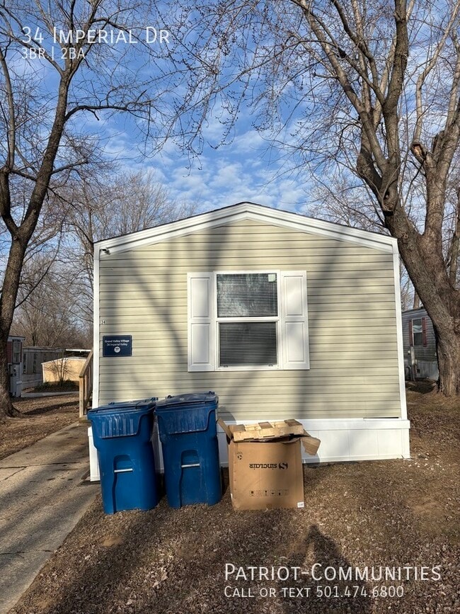 Foto del edificio - 34 Imperial Dr