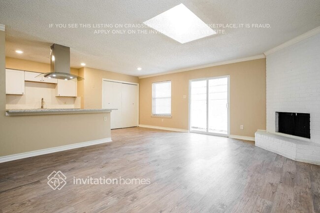 Building Photo - 5411 Vermillion Trail