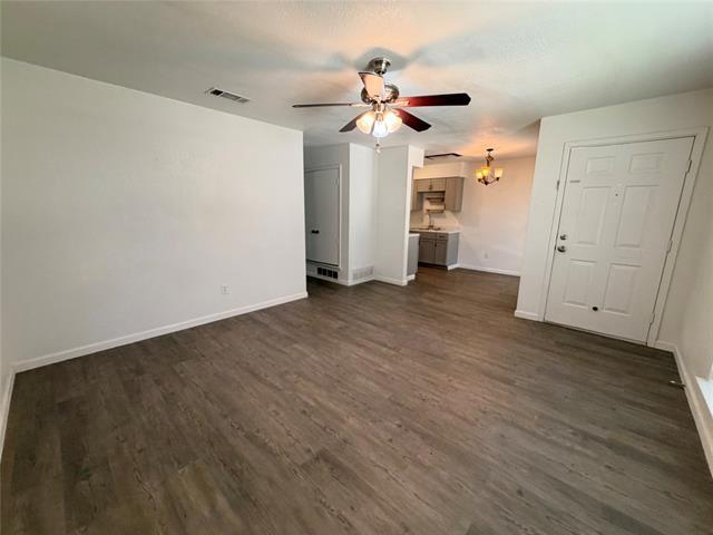 Building Photo - 109 Wildwood Ct