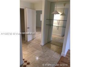 Foto del edificio - 151 Crandon Blvd