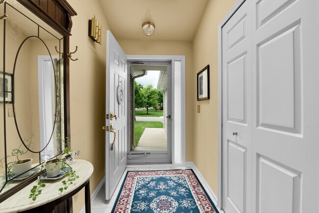 Foto del edificio - 41856 Riverwood Ct