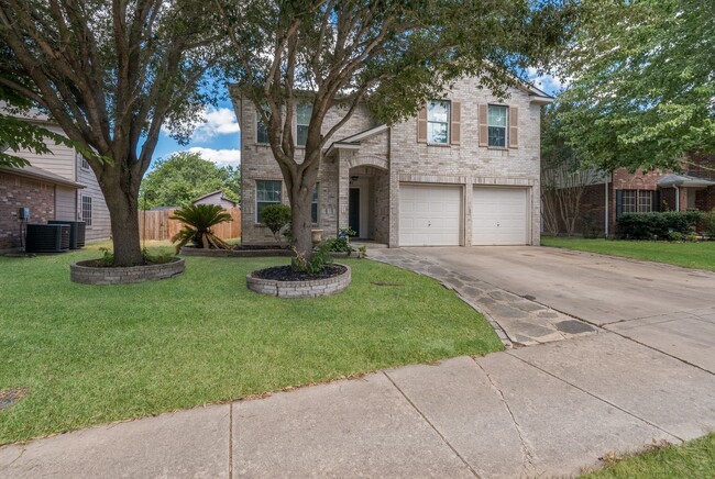 Foto del edificio - 1641 Rolling Brook Ln