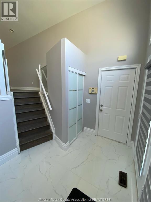 Photo du bâtiment - 4255 Zurich Ave