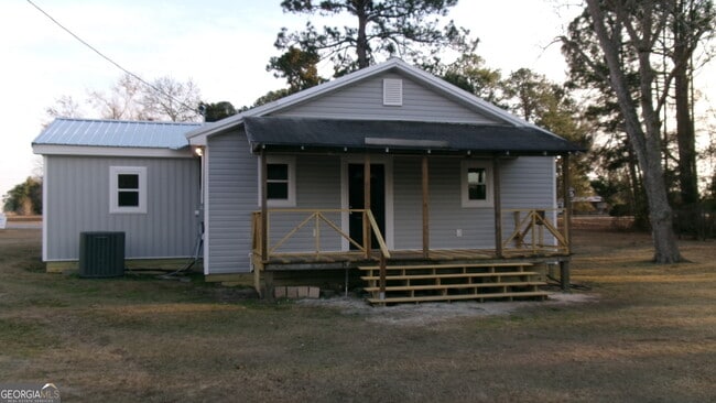 Building Photo - 17827 Hwy 129