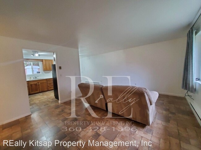 Building Photo - 2 br, 1 bath House - 22022 Big Valley Rd NE