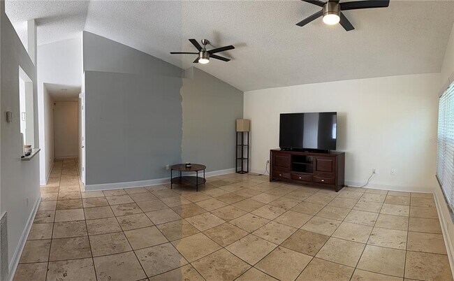 Foto del edificio - 1432 Dew Bloom Rd