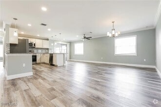 Building Photo - 4029 Holin Ln