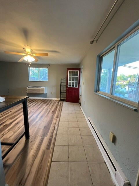 Building Photo - 439 Carothers Ave