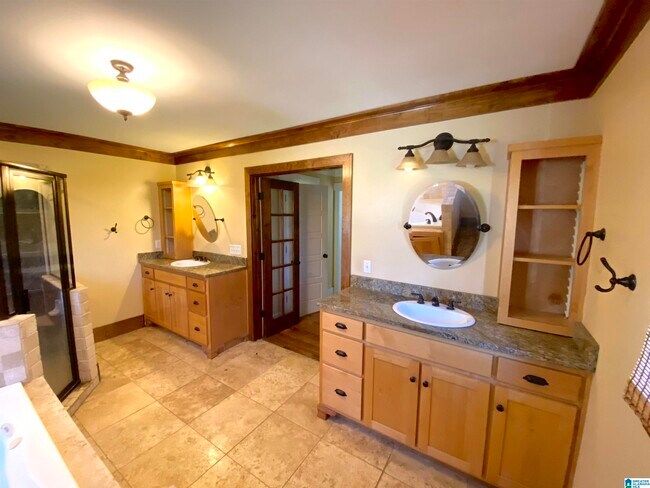 Foto del edificio - 1200 Hueytown Rd