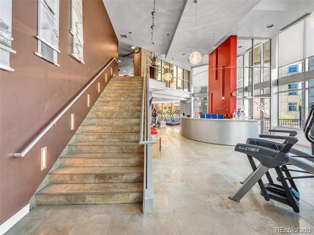 Foto del edificio - 1700 Bassett St
