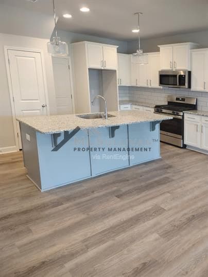 Foto del edificio - 127 McDowell Ln