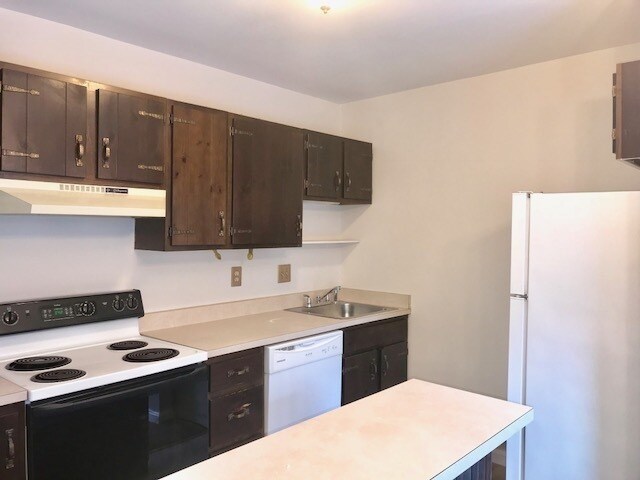 Foto del edificio - 932 Grantham Rd