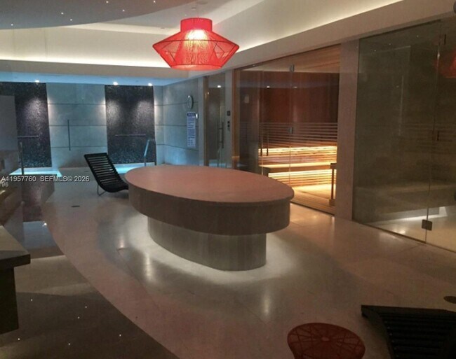 Foto del edificio - 1010 Brickell Ave