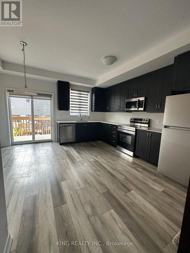 Building Photo - 5000 Connor Dr