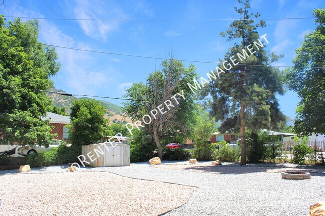 Foto del edificio - 138 Harrison Blvd