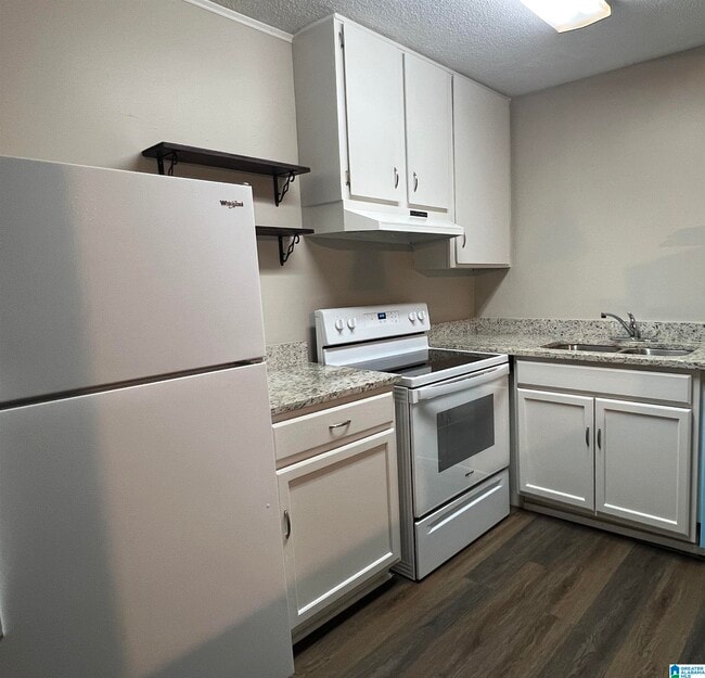 Building Photo - 2812 Georgetown Dr