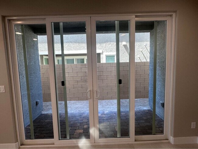 Building Photo - 678 Cottonwood Hill Pl