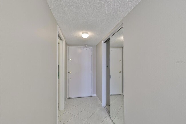 Foto del edificio - 1270 Gulf Blvd