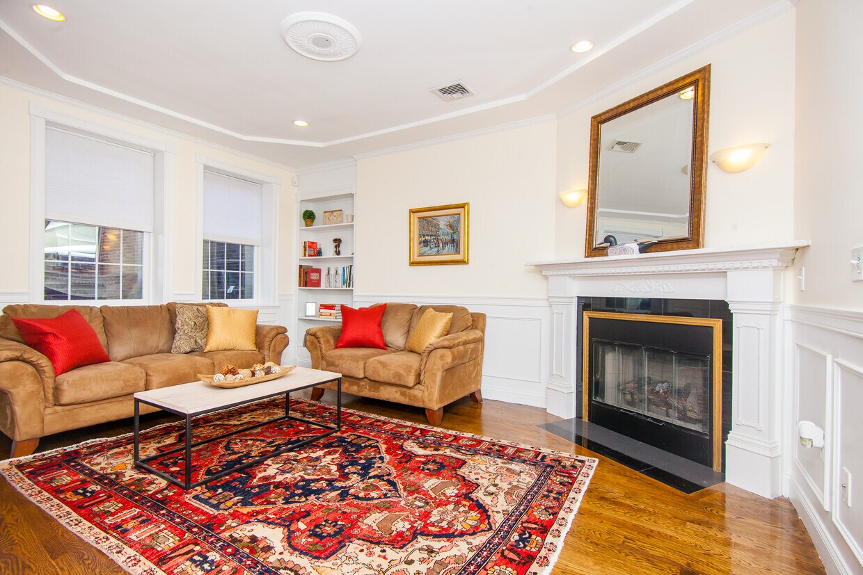 15 Harvard St Unit 3, Boston, MA 02129 Condo for Rent in Boston, MA