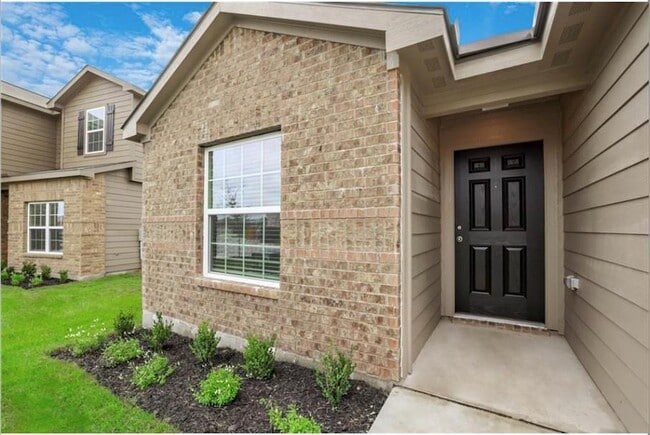 Building Photo - 138 Fox Glen Trl