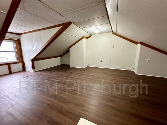 Building Photo - 21 Kosciusko Way