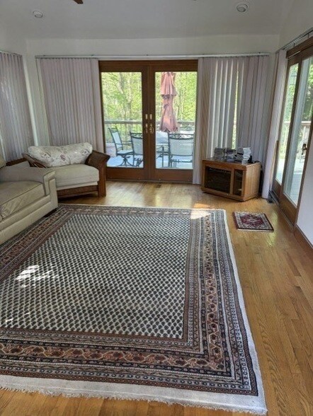 Foto del edificio - 411 East St
