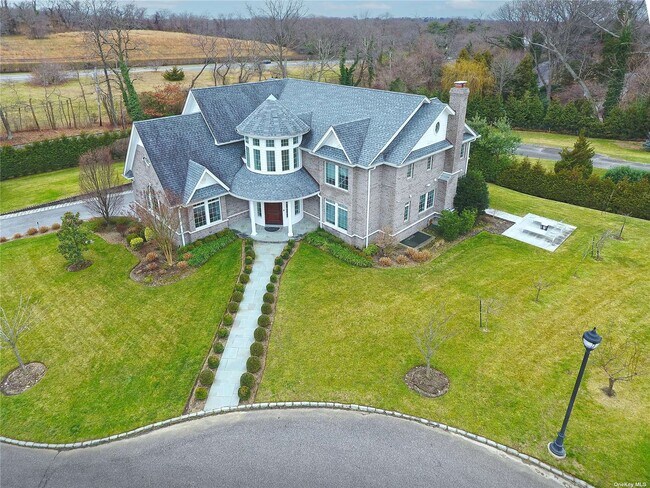 Building Photo - 2 Gabrielli Ct