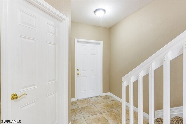 Building Photo - 8599 Athena Ct