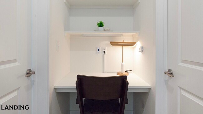 Building Photo - 10670 Jake Jabs Blvd