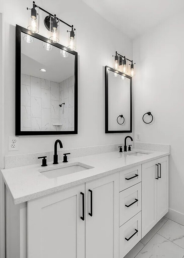 Foto principal - 809 Vickery Dr