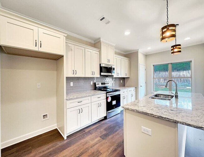 5090 Summerfield Dr E, Tuscaloosa, AL 35404 House Rental in